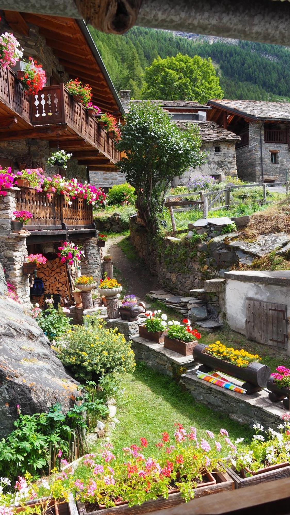 Gite D'Etape Le Meleze วัลซาวาเร็งเค ภายนอก รูปภาพ